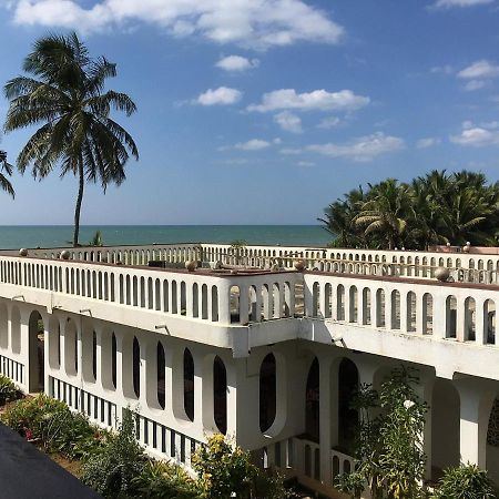 Hotel Silver Sands Негомбо Екстер'єр фото