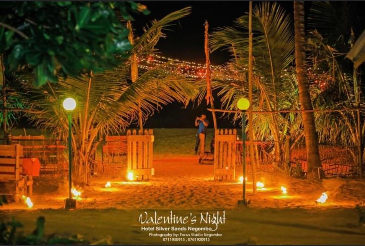 Hotel Silver Sands Негомбо Екстер'єр фото