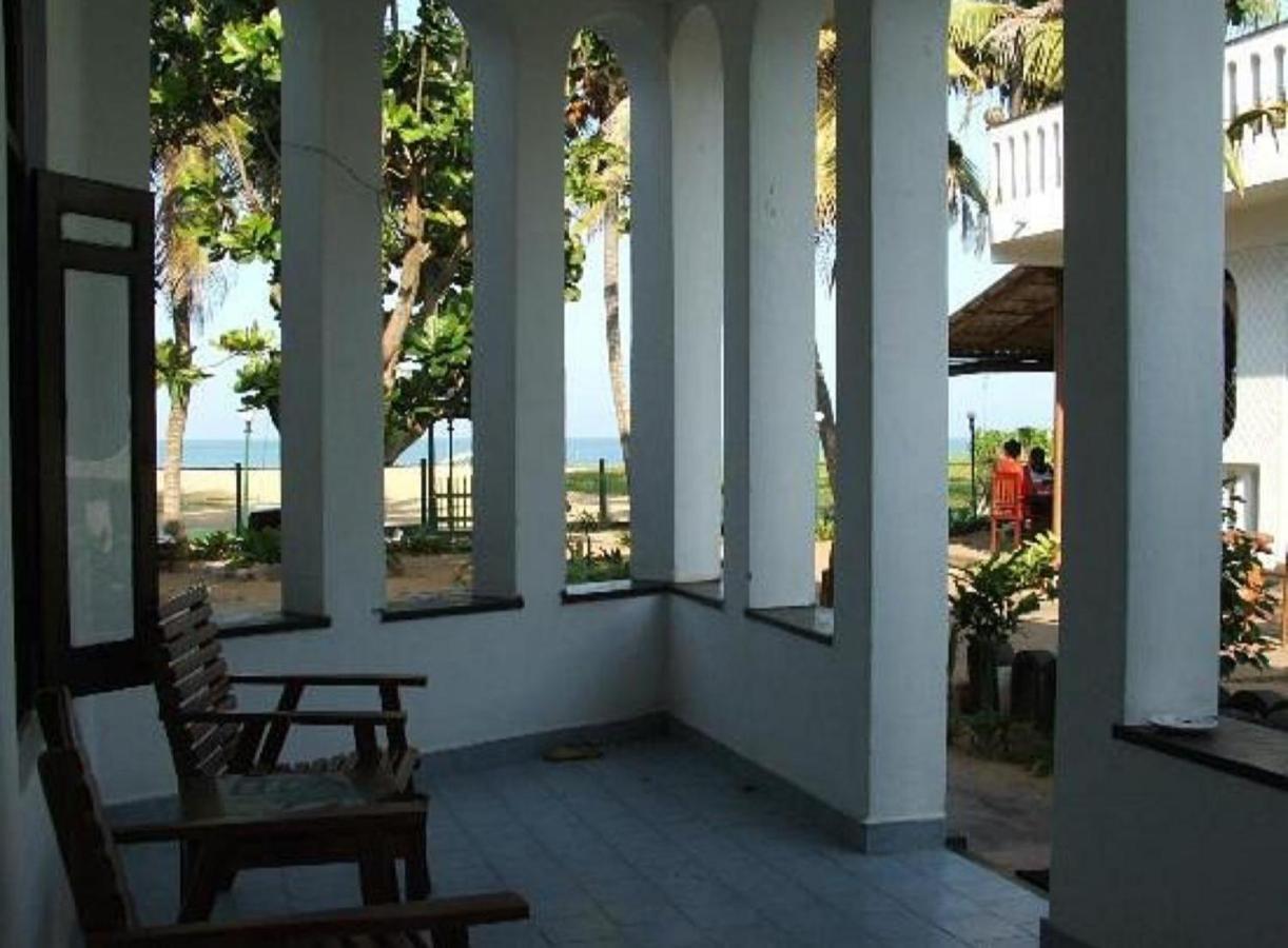 Hotel Silver Sands Негомбо Екстер'єр фото