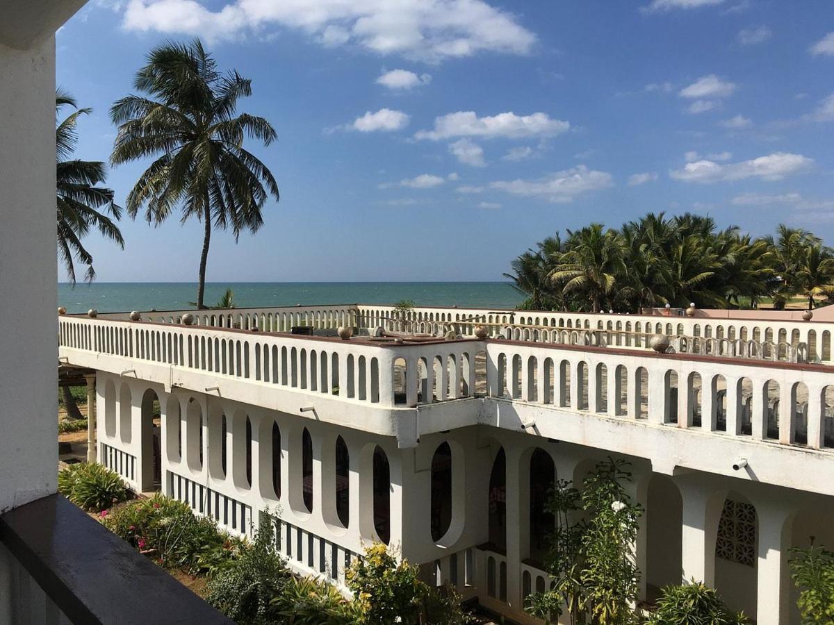 Hotel Silver Sands Негомбо Екстер'єр фото